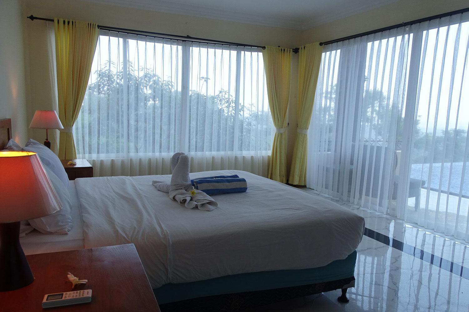 Villa Ebel Lovina  Luaran gambar